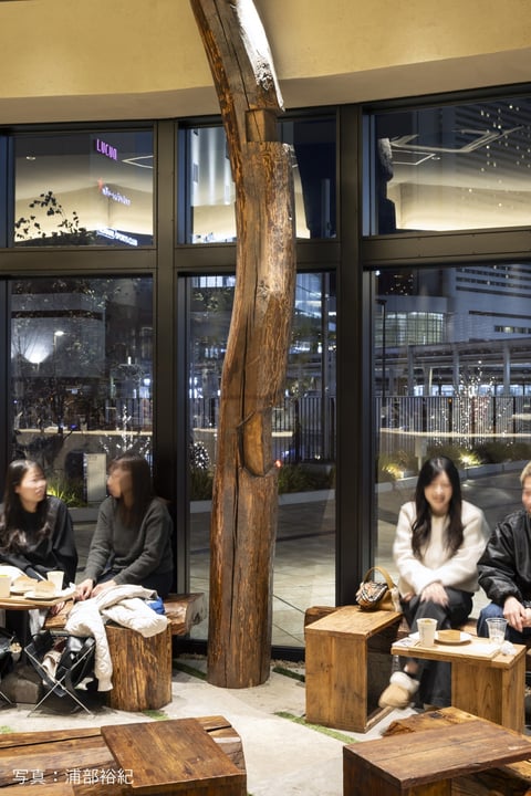 R Baker うめきたグリーンプレイス店1